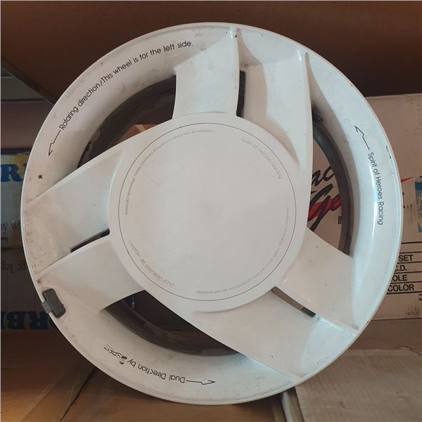 Group of 2 spirit of heroes racing wheels - sz 15 x 6