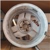 Image 2 : Group of 2 spirit of heroes racing wheels - sz 15 x 6