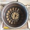 Image 2 : Group of 2 Volkswagen - sz 15in