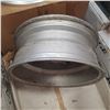 Image 2 : Group of 2 Audi S4 wheels - sz 15in