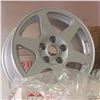 Image 1 : Set of 5 M. Benz W201 wheels rim - sz 16 x 8
