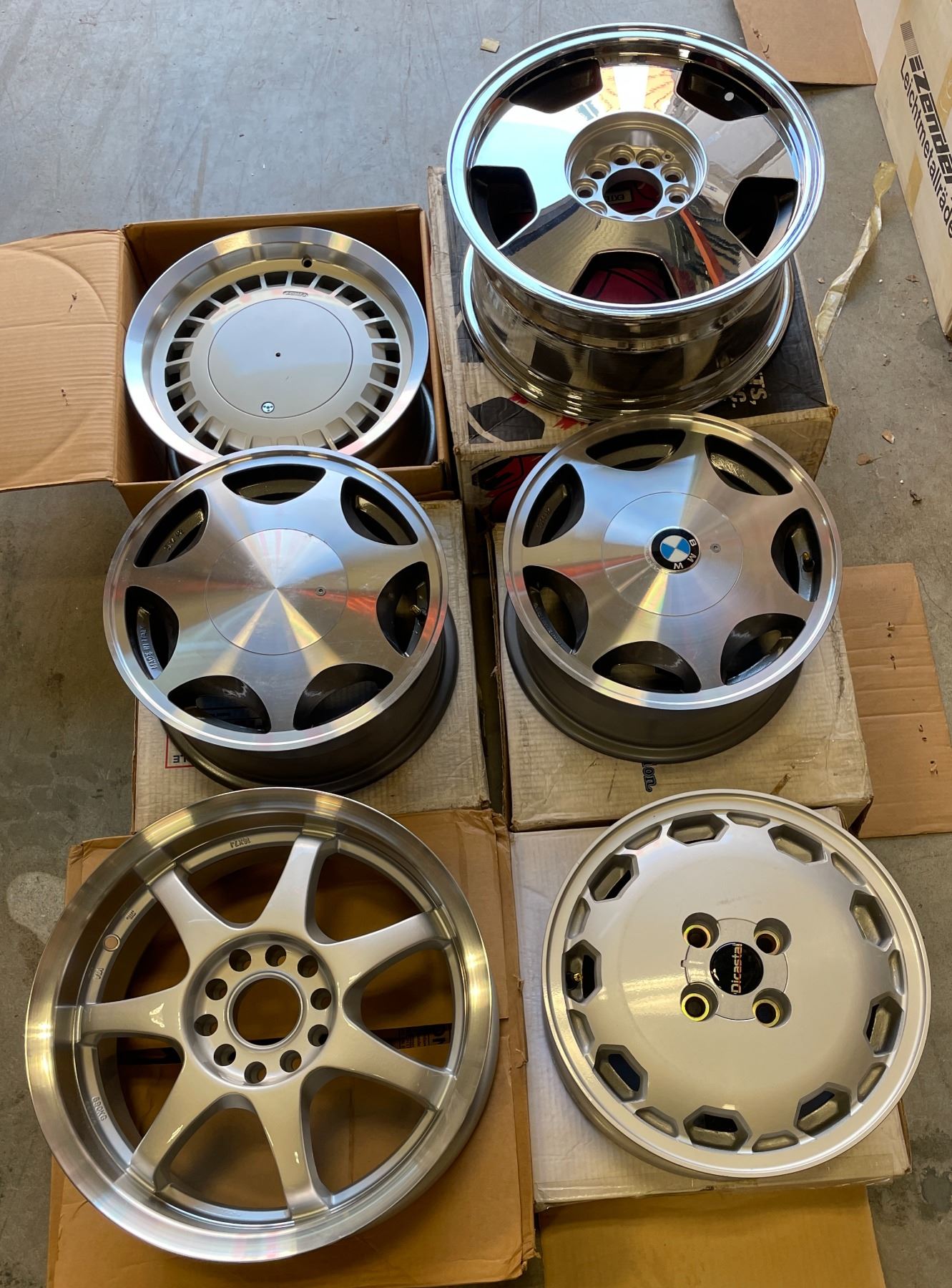 Information Rims Group Group of 6 assorted single wheels rim - includes BMW / Diecastal ...