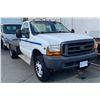 Image 2 : 1999 Ford F450XL SuperDuty Triton V10 Flat Deck Commercial Truck - Only 128,215 KM