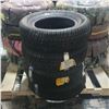 Image 1 : 4 Pc - Pirelli P500 - 195/70R14