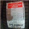 Image 2 : 4Pc - Dunlop SP Sport 8000 - 215/45ZR17