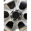 Image 2 : Set of 4 silver wheels rim - sz 17 x 8 (model HL0628)