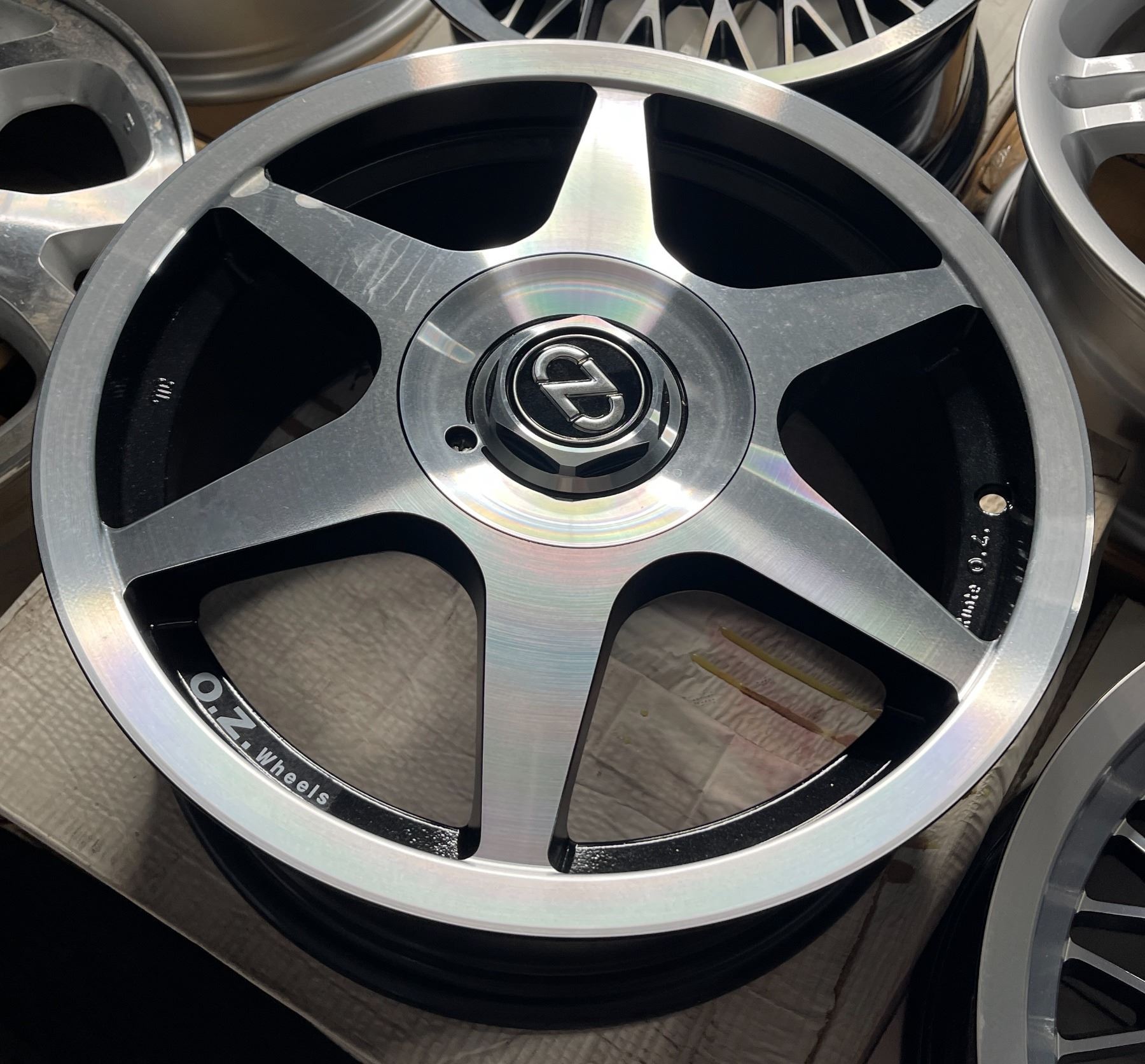 Set of 4 O.Z wheels for M.Benz- sz 16 x 7J (Made in Italy)