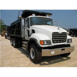 2005 MACK CV713 GRANITE T/A DUMP