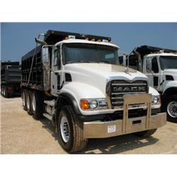 2004 MACK CV713 GRANITE TRI-AXLE DUMP