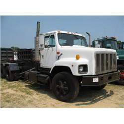 1989 INTERNATIONAL 2674 T/A ROLLOFF