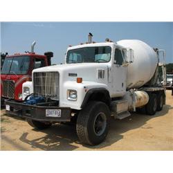 1995 INTERNATIONAL CONCRETE MIXER TRUCK