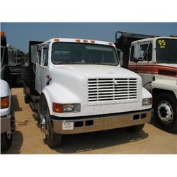 1996 INTERNATIONAL 4700 S/A CREW CAB FLATBED