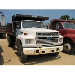 1994 FORD F700 S/A DUMP
