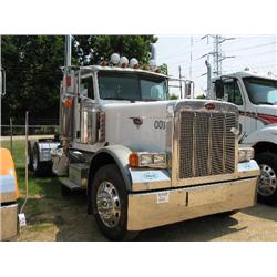 2006 PETERBILT 379 EXTENDEND HOOD T/A TRUCK TRACTOR