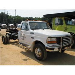 1995 FORD F450 CAB & CHASSIS
