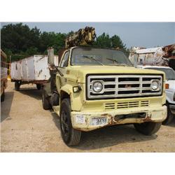 GMC 7000 S/A GRAPPLE TRUCK