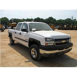 2005 CHEVROLET 2500 HEAVY DUTY 4X4 PICKUP