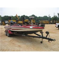 2001 BASS CAT COUGAR 21' BASS BOAT