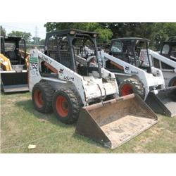 BOBCAT 753 SKID STEER LOADER