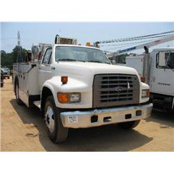 1996 FORD F700 S/A MECHANICS TRUCK
