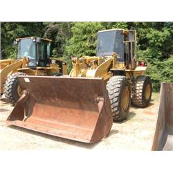 CAT 938F RUBBER TIRED LOADER