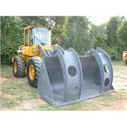 VOLVO L70D RUBBER TIRED LOADER