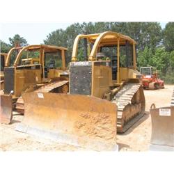 CAT D5M XL CRAWLER TRACTOR