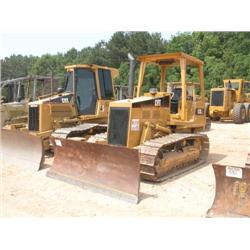 CAT D3C SERIES III XL CRAWLER TRACTOR