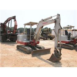 TAKEUCHI TB135 HYDRAULIC EXCAVATOR