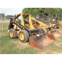 NEW HOLLAND L785 SKID STEER LOADER