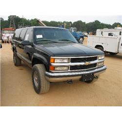 1999 CHEVROLET 2500 SUBURBAN