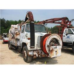 1985 FORD 9000 S/A VACUUM TRUCK