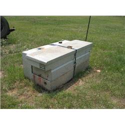 ALUMINUM FUEL TANK WITH TOOL BOX
