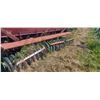 Image 6 : IH MODEL 620 12 FT WIDE SEEDER WORKING CONDITION