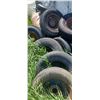 Image 10 : LARGE PILE OF ASSORTED TIRES  AND RIMS