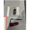 Image 2 : Cutting tools and husky multitool item