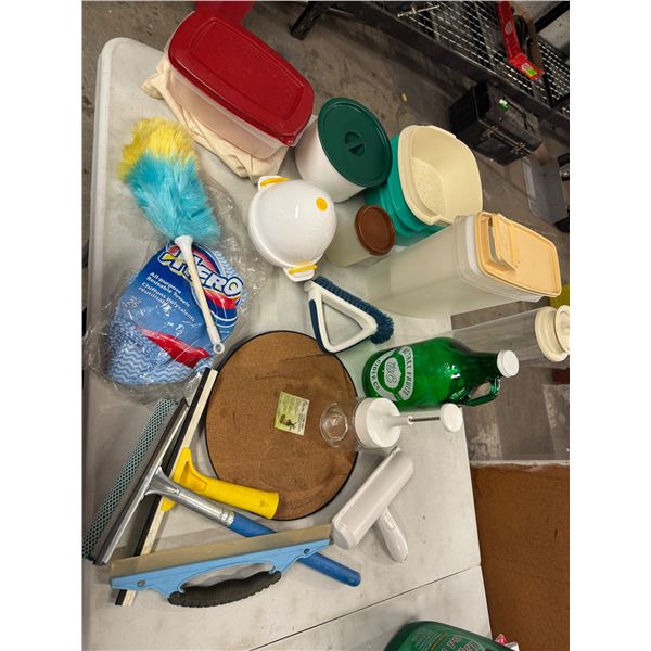 Kitchen items and Tupperware