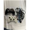 Image 1 : Xbox 360 items controllers