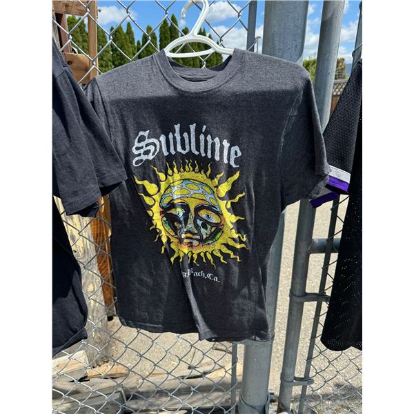 Sublime T-shirt looks small