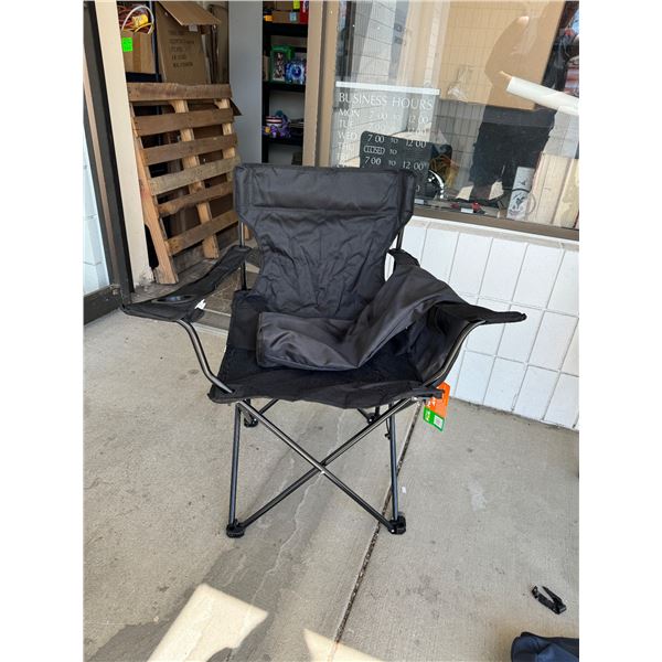 New folding chair