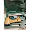 Image 1 : Brad nailer