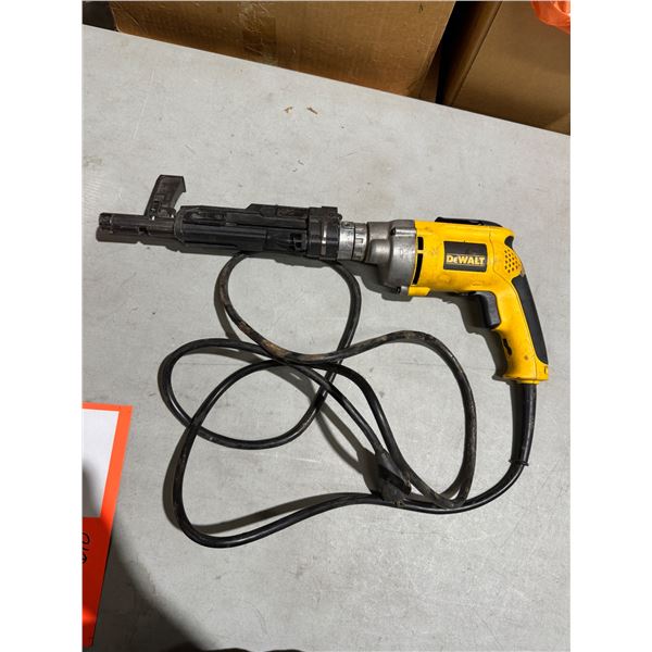 Dewalt VSR deck drywall tool