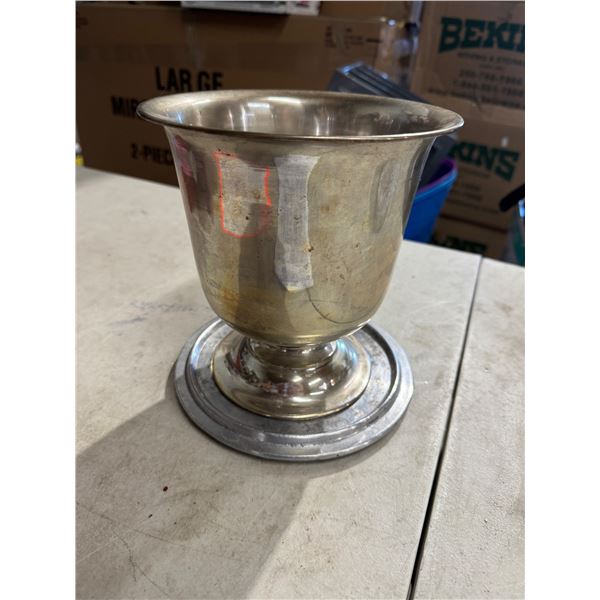 Vintage ice bucket or planter with tray