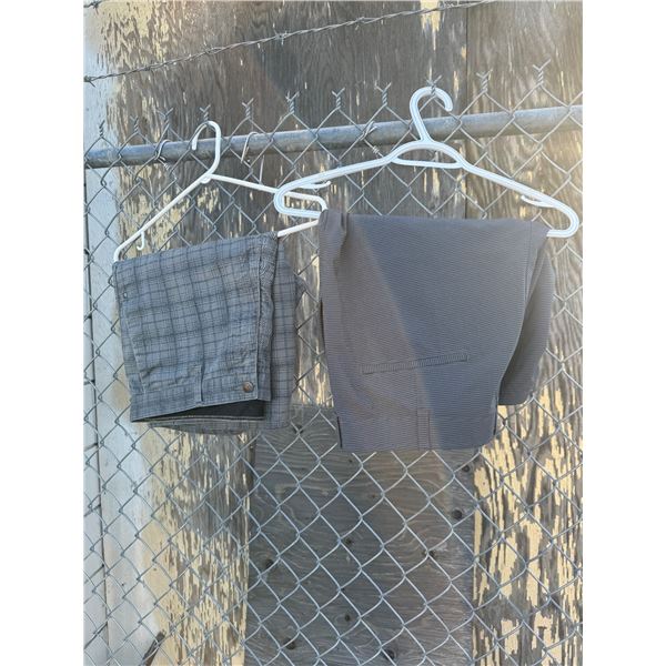 Volcom shorts size 38, Ben Hogan size 38