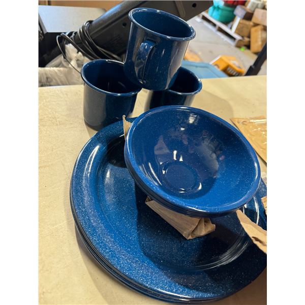 Camp dishes