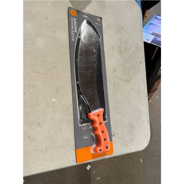 Blazer parang machete