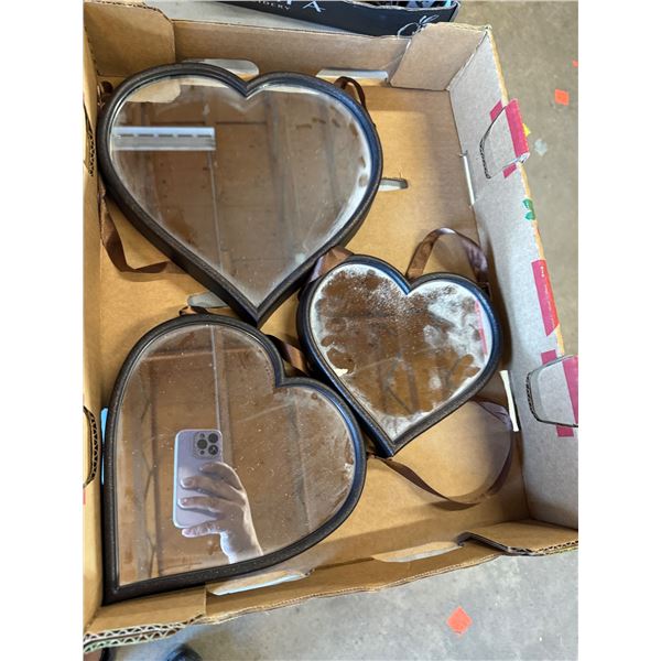 heart shaped mirrors