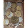 Image 5 : Estate | Small Flat of World Coins
