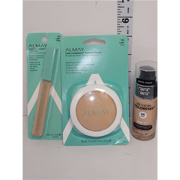 Lot of 3 New Make-Up | Concealer Light | Powder Light | Revlon Nude | On Choice