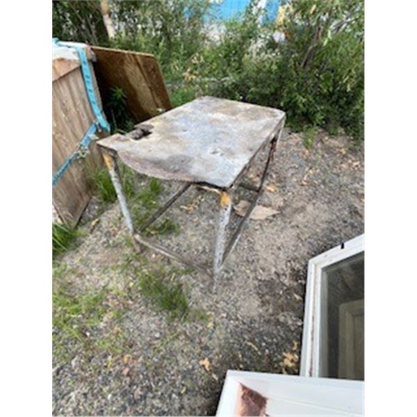 Metal table